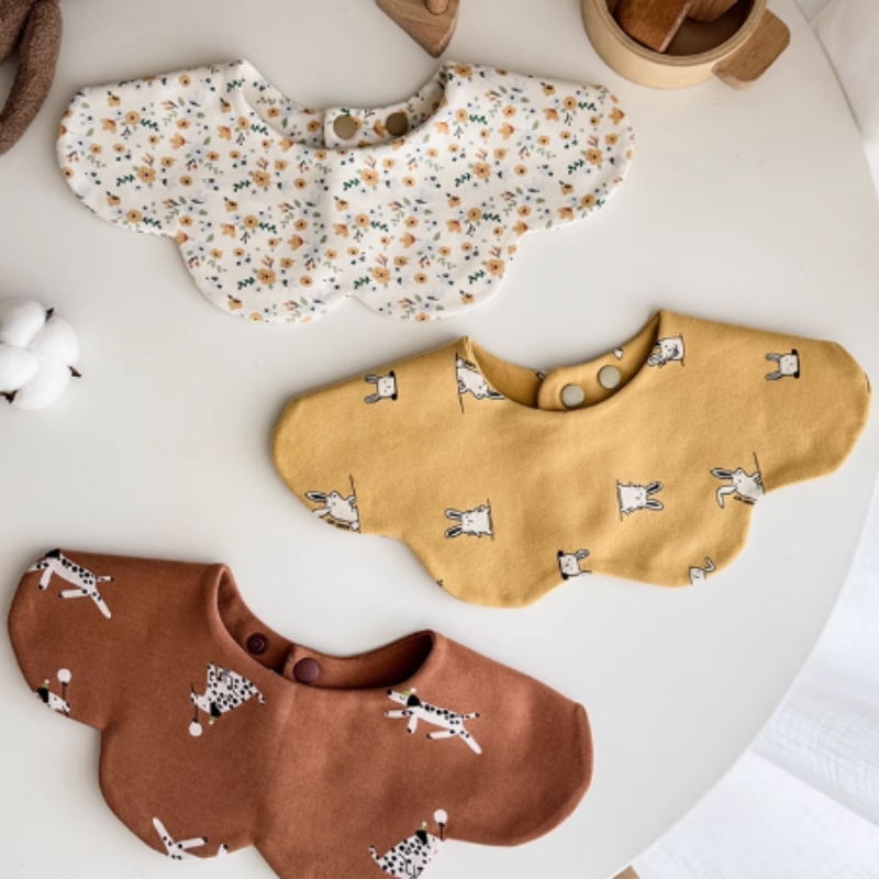 Petal Bib